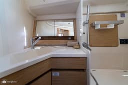 Hanse 388 in Sardinia / Cannigione thumbnail 7