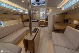 Hanse 388 in Sardinia / Cannigione thumbnail 8