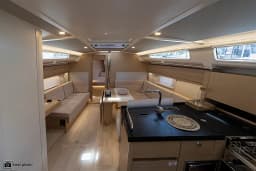 Hanse 388 in Sardinia / Cannigione thumbnail 9