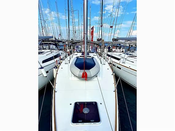 Sun Odyssey 519 in Athens / Alimos Marina - Photo 1