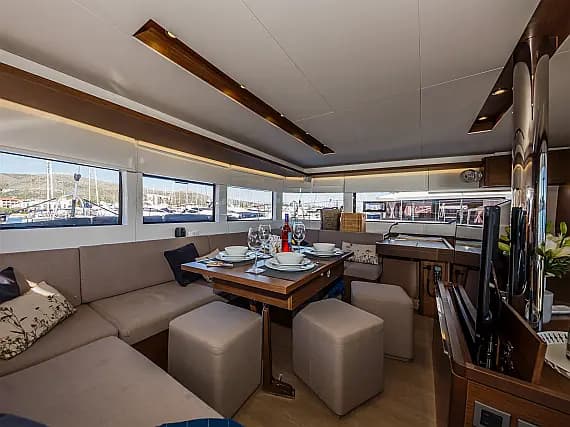 Lagoon 50 in Trogir / ACI Marina Trogir - Photo 4