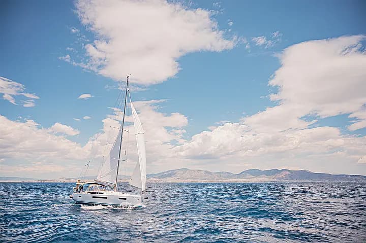 Sun Odyssey 490 in Athens / Alimos Marina - Photo 5