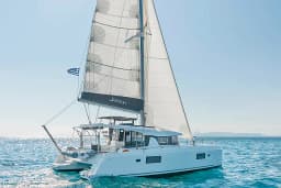 Lagoon 42 in Athens / Alimos Marina thumbnail 21