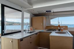 Astréa 42 in Sardinia / Cannigione thumbnail 14