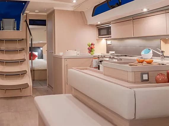 Sun Odyssey 52.2 in Tortola / Road Town / Wickhams Cay II Marina - Photo 3