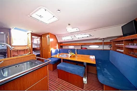 Bavaria 51 Cruiser in Murter / Marina Hramina - Photo 3