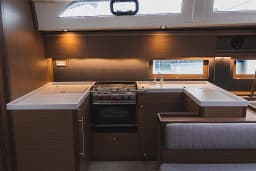 Oceanis 51.1 in Šibenik / D-Marin Marina Mandalina thumbnail 12