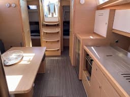 Dufour 390 Grand Large in Sardinia / Portisco / Cala dei Sardi thumbnail 17