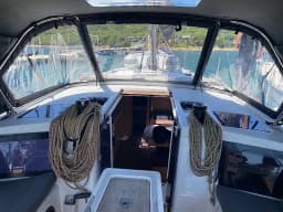 Dufour 390 Grand Large in Sardinia / Portisco / Cala dei Sardi thumbnail 5
