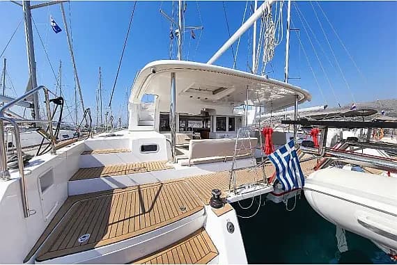 Lagoon 450 Fly in Lefkada / Nikiana Marina - Photo 1