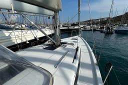 First 44 in Lavrion / Olympic Marina thumbnail 19