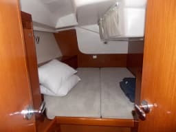 Oceanis 46 in Volos / Port of Volos thumbnail 9