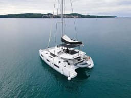 Lagoon 46 in Seget Donji / Marina Baotić thumbnail 7