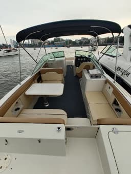 Sea Ray SDX 290 in Mumbai Harbour thumbnail 5