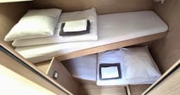 Oceanis 51.1 in Mallorca / Cala D`Or / Cala D'Or thumbnail 5