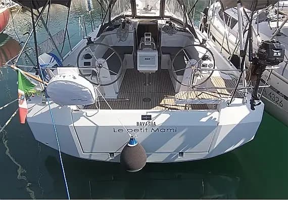 Bavaria C38 in Tropea / Porto di Tropea - image 1
