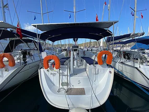 Oceanis 343 in Fethiye / Ece Marina - image 1