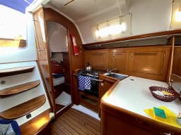 Oceanis 343 in Fethiye / Ece Marina thumbnail 10