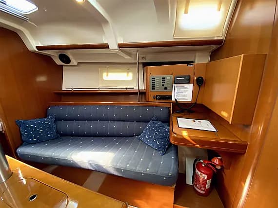 Oceanis 343 in Fethiye / Ece Marina - Photo 3