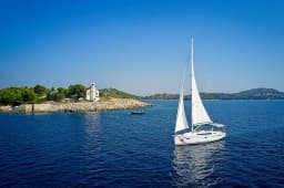 Bavaria Cruiser 41 in Murter / Marina Hramina thumbnail 6