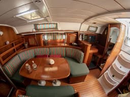 Oceanis 411 in Volos / Port of Volos thumbnail 14
