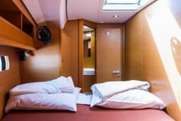 Sun Odyssey 469 in Athens / Alimos Marina thumbnail 10
