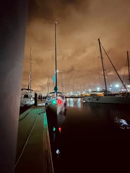 Maxus 35 in València / Real Club Nàutic de València thumbnail 16