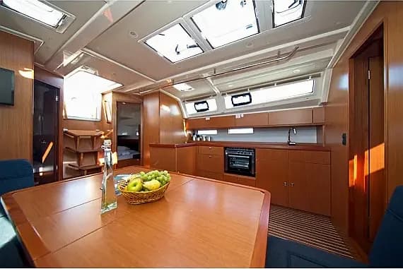 Bavaria 46 Cruiser in Murter / Marina Hramina - Photo 3