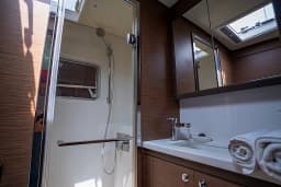 Lagoon 52F in Sicily / Capo d'Orlando Marina thumbnail 21