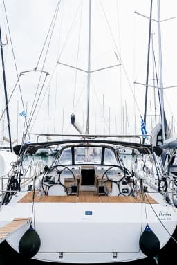 Bavaria C45 in Mykonos / Tourlos Marina thumbnail 15