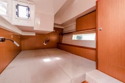Bavaria C45 in Mykonos / Tourlos Marina thumbnail 20