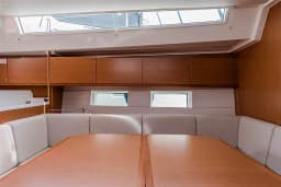 Bavaria C45 in Mykonos / Tourlos Marina thumbnail 27