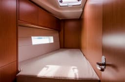 Bavaria C45 in Mykonos / Tourlos Marina thumbnail 28