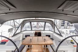 Bavaria C45 in Mykonos / Tourlos Marina thumbnail 9