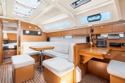 Bavaria 41 Cruiser in Rhodes New Marina thumbnail 11
