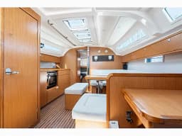 Bavaria 41 Cruiser in Rhodes New Marina thumbnail 3