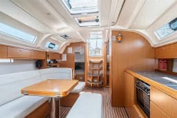 Bavaria 41 Cruiser in Rhodes New Marina thumbnail 22