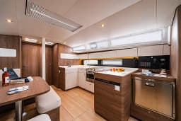 Sun Odyssey 455 in Nea Peramos - Attica / Nea Peramos thumbnail 6
