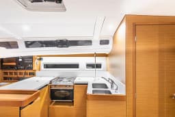 Sun Odyssey 440 in Lavrion Main Port thumbnail 22
