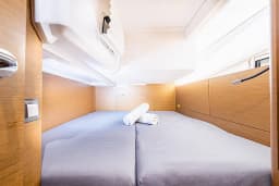 Sun Odyssey 440 in Lavrion Main Port thumbnail 28