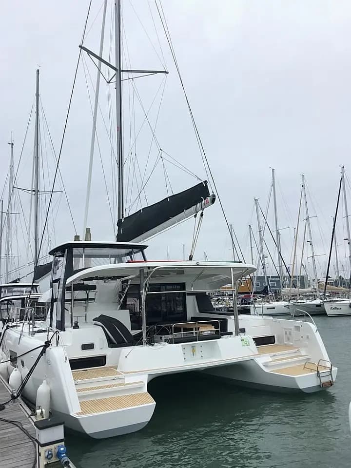 Lagoon 42 in Martinique / Le Marin - image 1