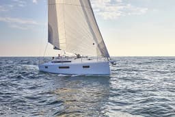 Sun Odyssey 410 in Marmaris Yacht Marina thumbnail 2