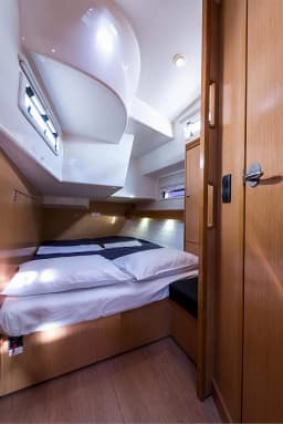 Bavaria Cruiser 50 in Kefalonia / Sami Port thumbnail 24