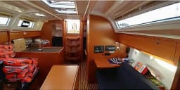 Bavaria Cruiser 37 in Sukošan / D-Marin Dalmacija Marina thumbnail 2