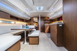 Oceanis 40.1 in Lefkada / D-Marin Marina Lefkas thumbnail 14