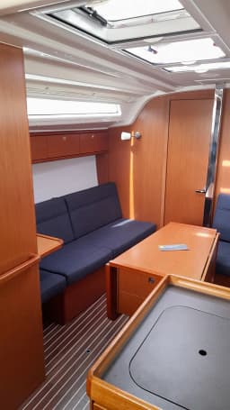Bavaria 37 Cruiser in Rhodes / Mandraki Port thumbnail 18