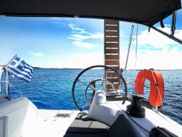 Sun Odyssey 410 in Corfu / Gouvia / D-Marin Marina Gouvia thumbnail 17