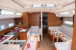 Sun Odyssey 410 in Corfu / Gouvia / D-Marin Marina Gouvia thumbnail 20