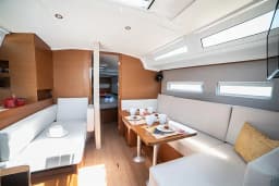 Sun Odyssey 410 in Corfu / Gouvia / D-Marin Marina Gouvia thumbnail 23