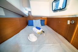Sun Odyssey 410 in Corfu / Gouvia / D-Marin Marina Gouvia thumbnail 37